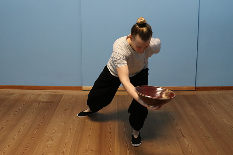 doris führt taiqiball vor